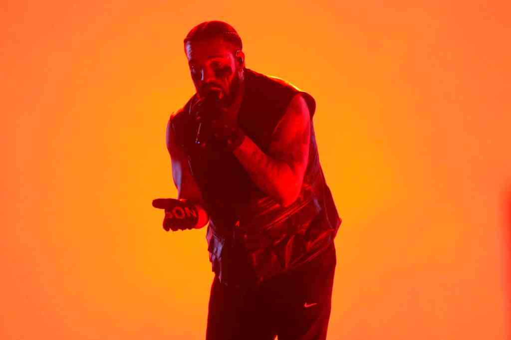Drake Seemingly Responds To Yasiin Bey Saying He Makes ‘Pop’ Music