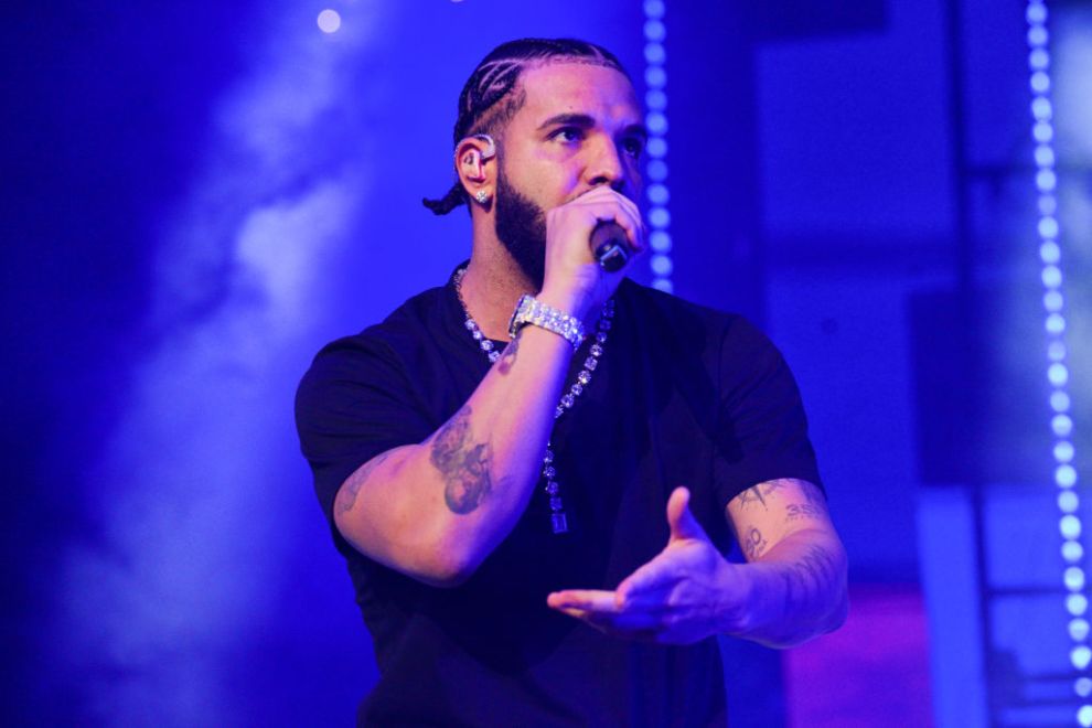 Rapper Drake performs onstage during "Lil Baby & Friends Birthday Celebration Concert" at State Farm Arena on December 9, 2022 in Atlanta, Georgia.